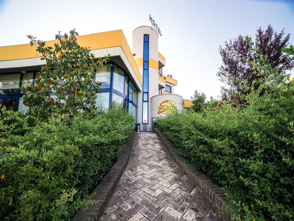 Hotel Select Atessa Eksteriør bilde
