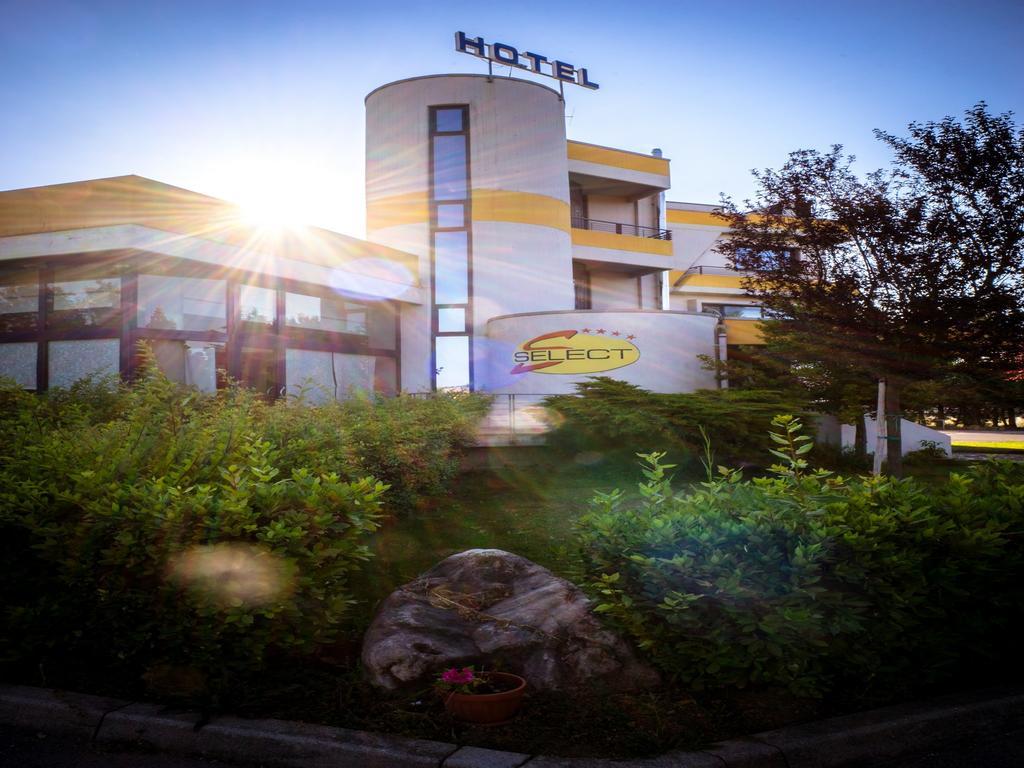 Hotel Select Atessa Eksteriør bilde