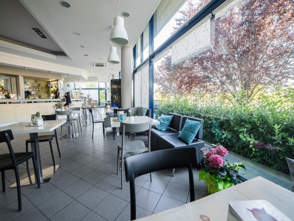 Hotel Select Atessa Eksteriør bilde