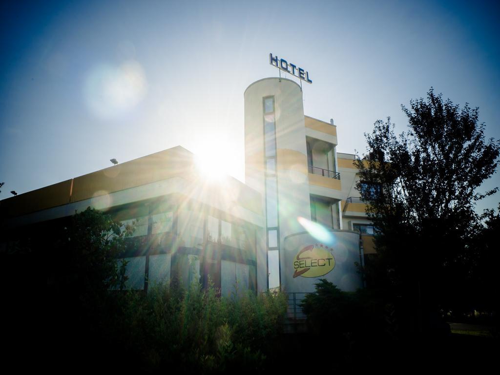 Hotel Select Atessa Eksteriør bilde
